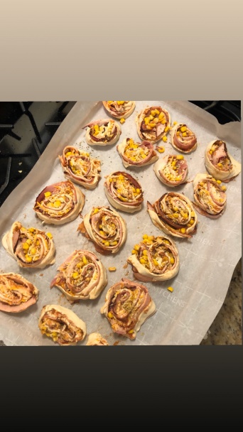 Pizza slimáky z langošového cesta - obrázok 2