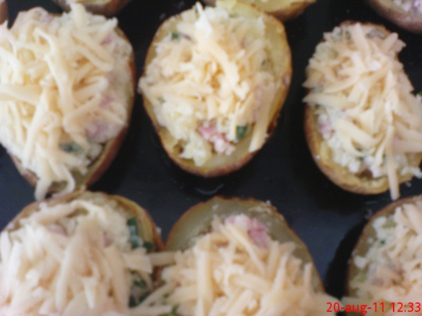 Pečené plnené zemiaky - obrázok 2