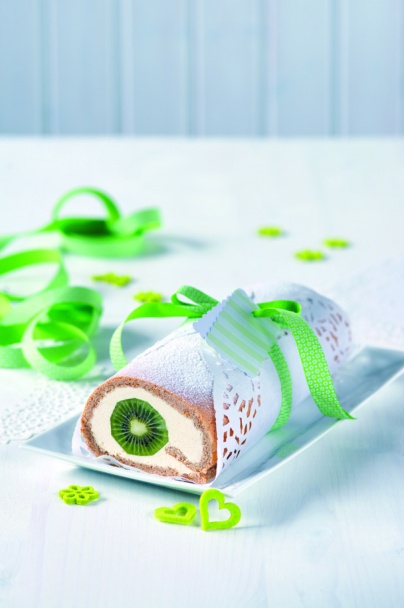 Orechová roláda s kivi - obrázok 6