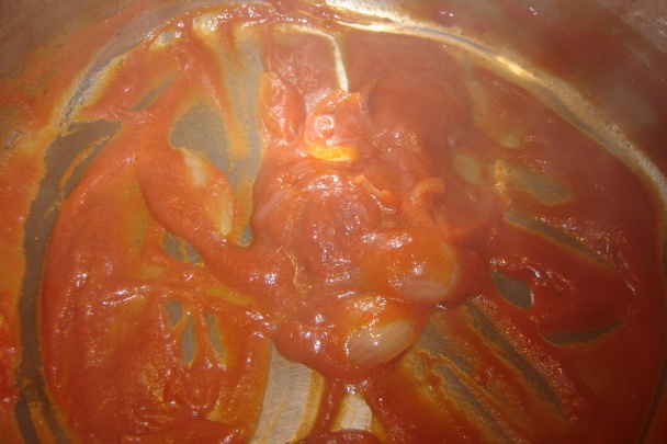 Mäsové gule a plnená paprika v paradajkovej omáčke (fotorecept) - obrázok 3