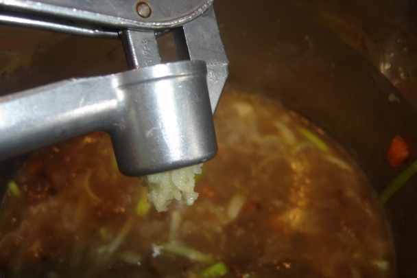 Sýta chlebová polievka (fotorecept) - obrázok 12