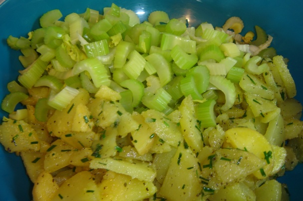 Netradičný zemiakový šalát (fotorecept) - obrázok 10