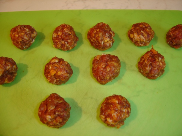 Polievka s klobáskovými loptičkami - obrázok 2