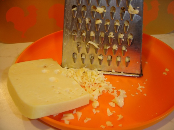 Syrovo-šunkový šalát - obrázok 2