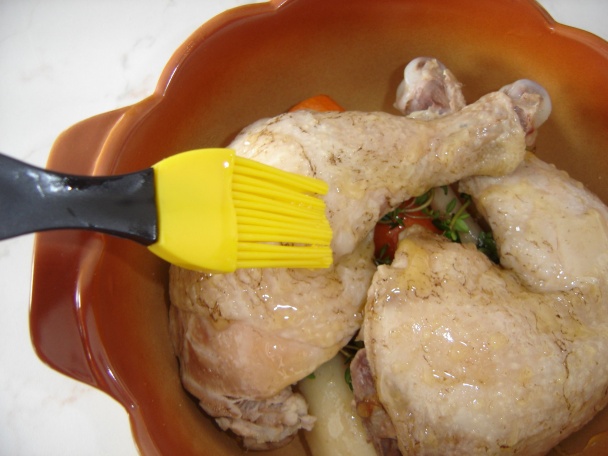 Kuracie stehná s medovou kôrkou, citrónový kuskus a vývar so srdiečkovými rezancami (fotorecept) - obrázok 4