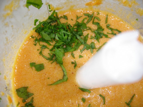 Kuracie stehná s medovou kôrkou, citrónový kuskus a vývar so srdiečkovými rezancami (fotorecept) - obrázok 14