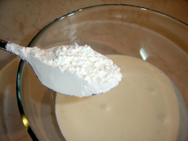 Treska plnená údeným lososom na smotanovej omáčke s medovou dijonskou horčicou a hrozienkami - obrázok 7