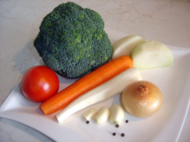 Mäsovo-zeleninový vývar s tajomstvom namiesto rezančekov (fotorecept) - obrázok 2