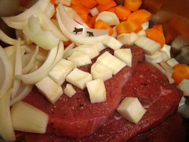 Hovädzie na čiernom pive (fotorecept) - obrázok 4