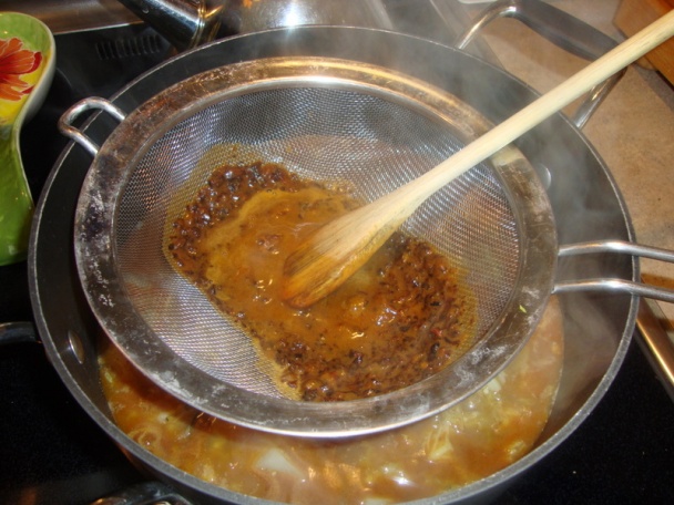 Postrúhaný oštiepok utopený v kelovom prívarku s nadstavbou - obrázok 8