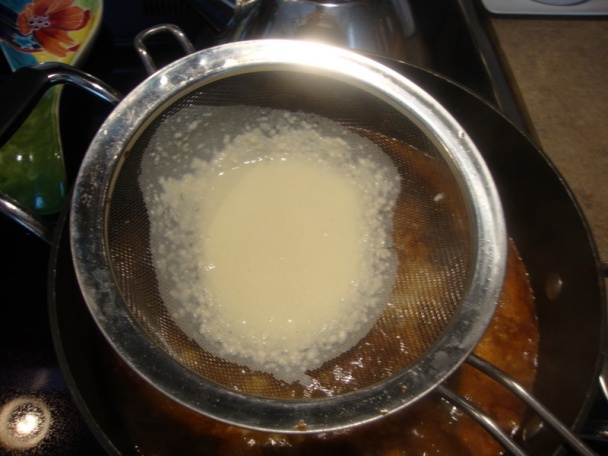 Postrúhaný oštiepok utopený v kelovom prívarku s nadstavbou - obrázok 9