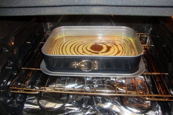 Citrónovo-pomarančové rezy s malinami a tvarohovo-šľahačkovým krémom - obrázok 5