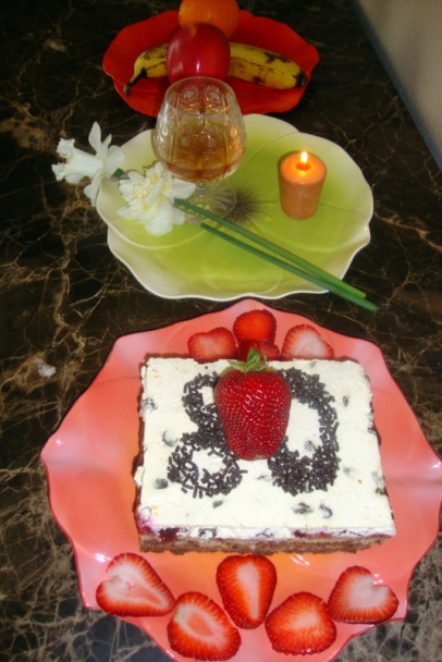 Citrónovo-pomarančové rezy s malinami a tvarohovo-šľahačkovým krémom - obrázok 14