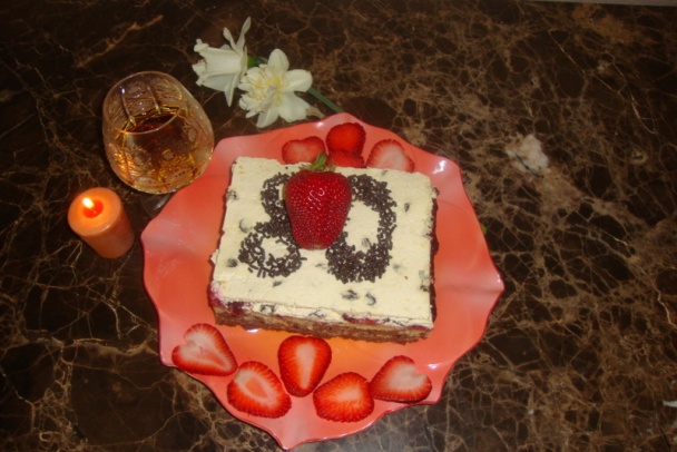 Citrónovo-pomarančové rezy s malinami a tvarohovo-šľahačkovým krémom - obrázok 15