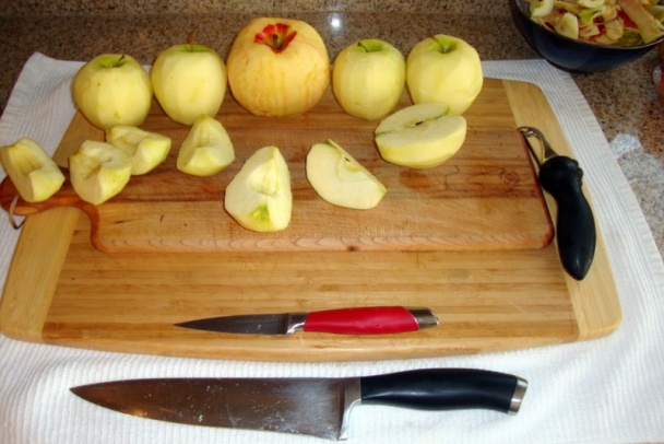 Jednoduchý, ale o to viac prudkojedlý, jablkový kompót (fotorecept) - obrázok 3