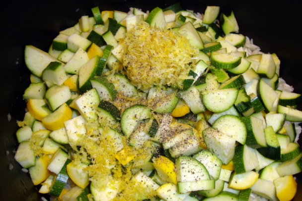 Ryža so záhradkárskymi prebytkami, tentoraz s mladými cuketkami (fotorecept) - obrázok 6