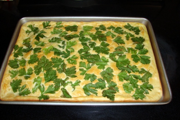 Piškótová slaná roláda s modrým syrom a čerstvými bylinkami (fotorecept) - obrázok 9