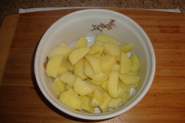 Varené  zemiaky s maslom a petržlenovou vňaťou (fotorecept) - obrázok 1