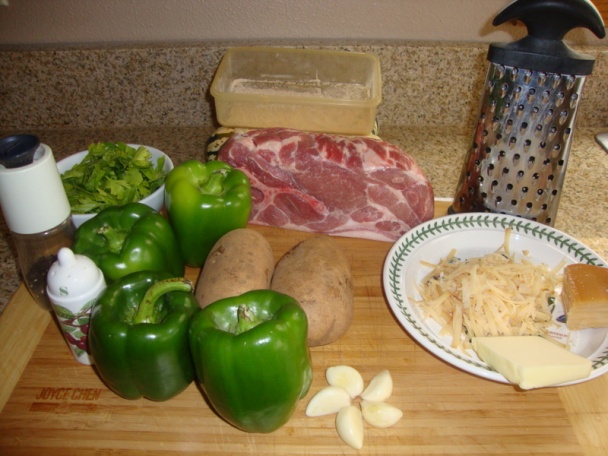 Pečené papriky so zemiakovým prekvapením, k pečenému mäsu (fotorecept) - obrázok 1