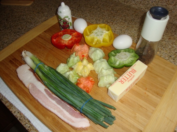 Šťavnaté trojfarebné jaderníky paprík na raňajky (fotorecept) - obrázok 1