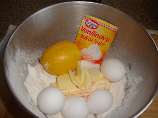 Koláč s kiwi a so stratenou mrveničkou (fotorecept) - obrázok 2