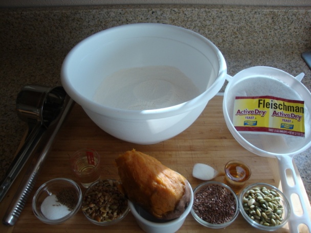 Domáci chlebík XI-15-2012 – po mojom, s batátom (fotorecept) - obrázok 2