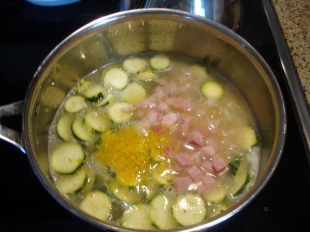 Rizoto s mladými cuketami a  šunkovou salámou (fotorecept) - obrázok 6