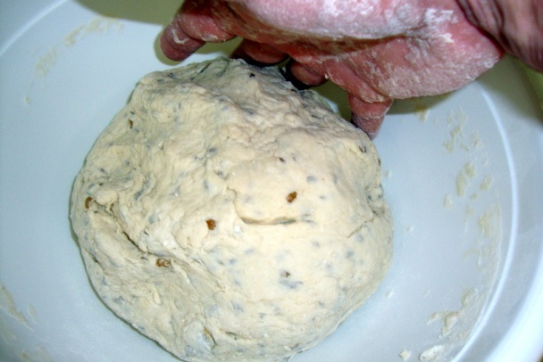 Doma pečený chlieb ku šťavnatej hovädzej špičke (fotorecept) - obrázok 1