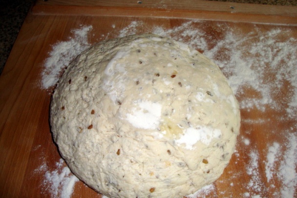 Doma pečený chlieb ku šťavnatej hovädzej špičke (fotorecept) - obrázok 3