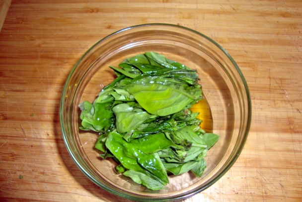 Gratinované paradajky s bazaličkou voňavou (fotorecept) - obrázok 2