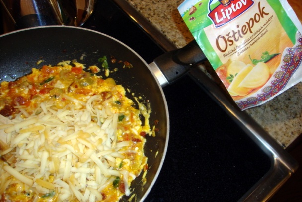 Bravčový rezeň s púchovskou čabajkou a liptovským oštiepkom v plnke (fotorecept) - obrázok 9