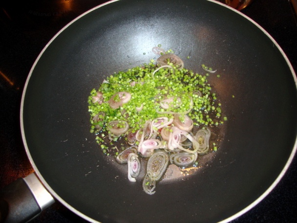 Strapatý chlebík s jadrincovo-šunkovým prekvapením (fotorecept) - obrázok 3