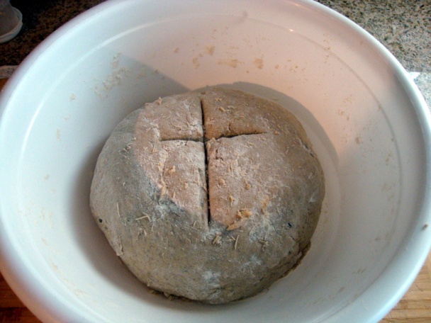 Chlieb doma pečený s odloženým kúskom cesta – čepetom (fotorecept) - obrázok 3