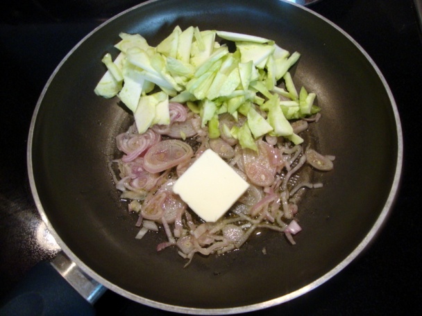 Omeleta – ako hodváb - s jadrovníkmi na šalotke (fotorecept) - obrázok 4