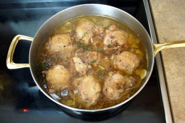 Kuracie stehná s cesnakom na tymiane a sherry (fotorecept) - obrázok 2