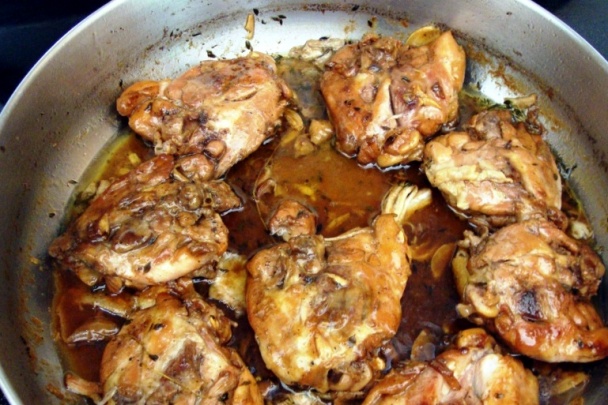 Kuracie stehná s cesnakom na tymiane a sherry (fotorecept) - obrázok 4