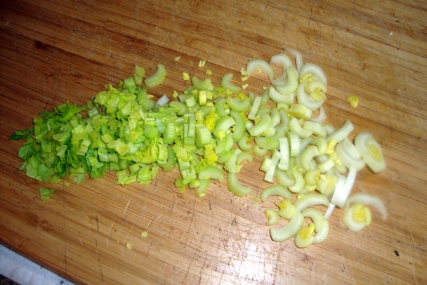 Voňavá zemiaková polievka s plejádou húb (fotorecept) - obrázok 9