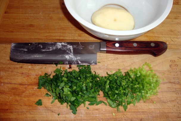 Voňavá zemiaková polievka s plejádou húb (fotorecept) - obrázok 12