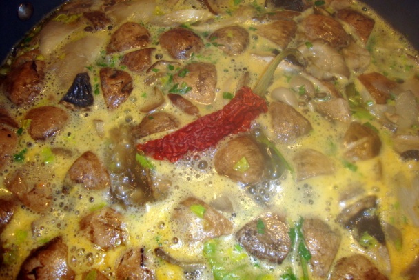 Voňavá zemiaková polievka s plejádou húb (fotorecept) - obrázok 13