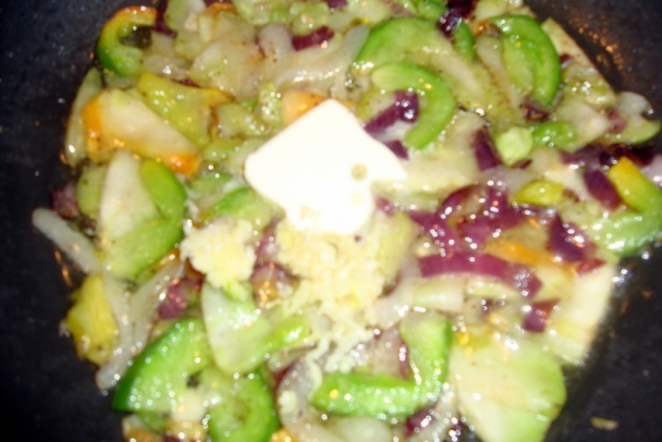 Pečený ružičkový kel so šunkou a jadrovníkmi (fotorecept) - obrázok 10