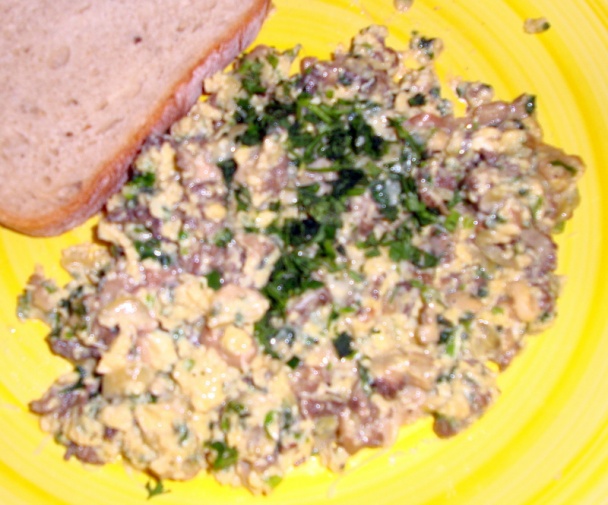 Lahodná smržová praženica s medvedím cesnakom - obrázok 1