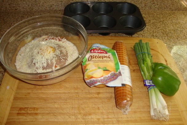 Mafiny s oštiepkom a zeleninovou prílohou (fotorecept) - obrázok 1