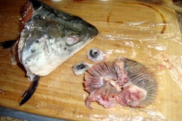 Krémová polievka z lososa a s pečeným karasom (fotorecept) - obrázok 4