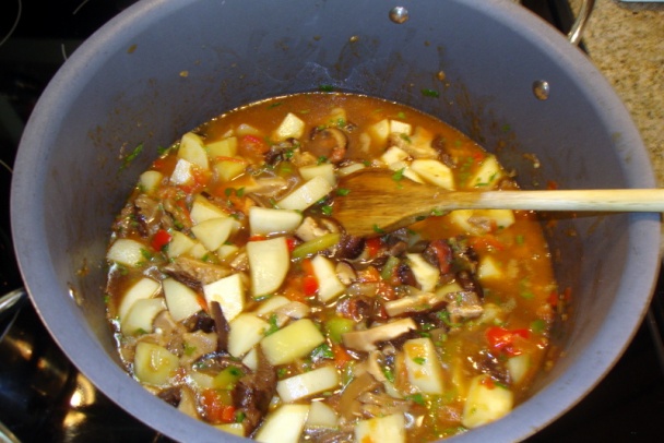 Zemiaková polievka s mäsom a hubami (fotorecept) - obrázok 7