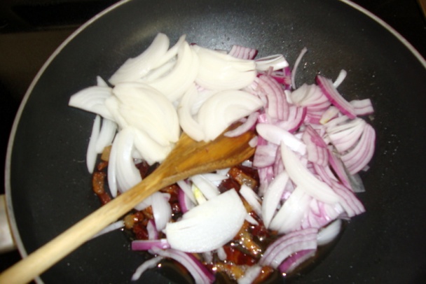 Kuracia pečeň s drienkovicou a restovaným ananásom (fotorecept) - obrázok 3