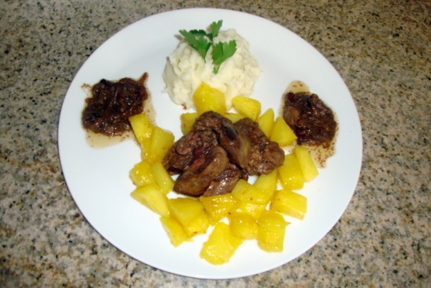 Kuracia pečeň s drienkovicou a restovaným ananásom (fotorecept) - obrázok 10