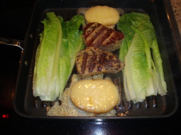 Hovädzia sviečkovica s hriankami a oštiepkom - obrázok 1