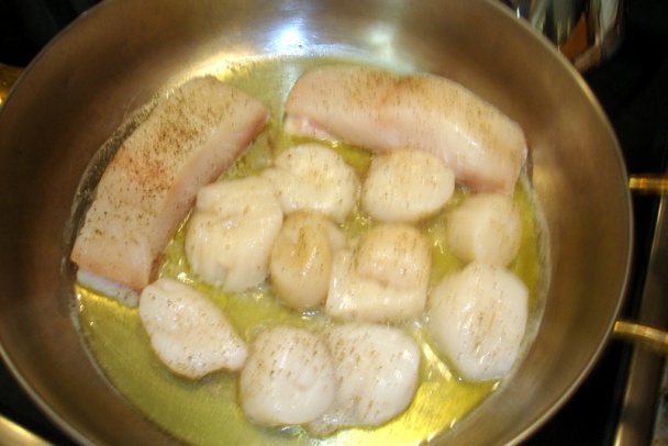 Čerstvý šalát s halibutom ako sviatočné jedlo (fotorecept) - obrázok 2