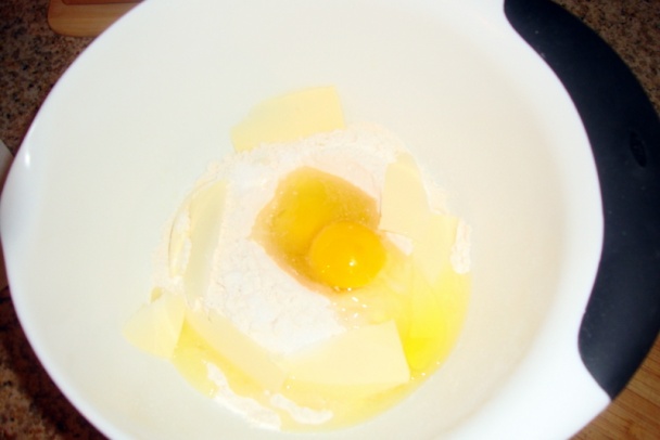 Hovädzí perkelt Iowa s maslovými nokerdľami (fotorecept) - obrázok 6