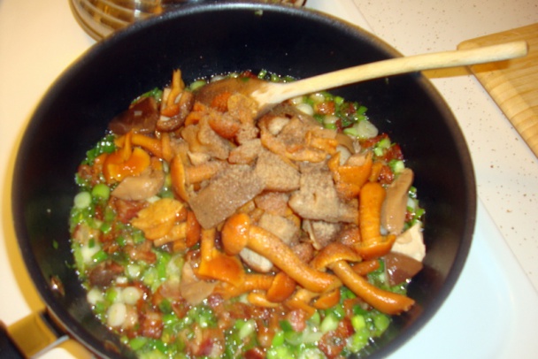 Huby s vajíčkom - jesenná pochúťka, skoro ako s podpňovkami (fotorecept) - obrázok 2